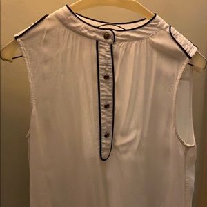Banana Republic Women’s blouse